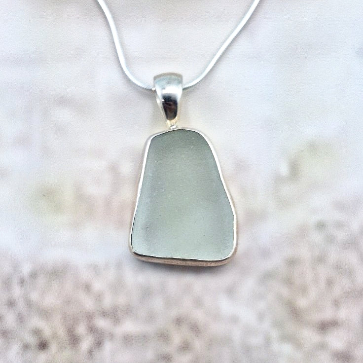 Morning sea foam Pendant (medium)