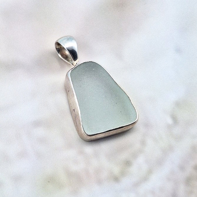 Morning sea foam Pendant (medium)