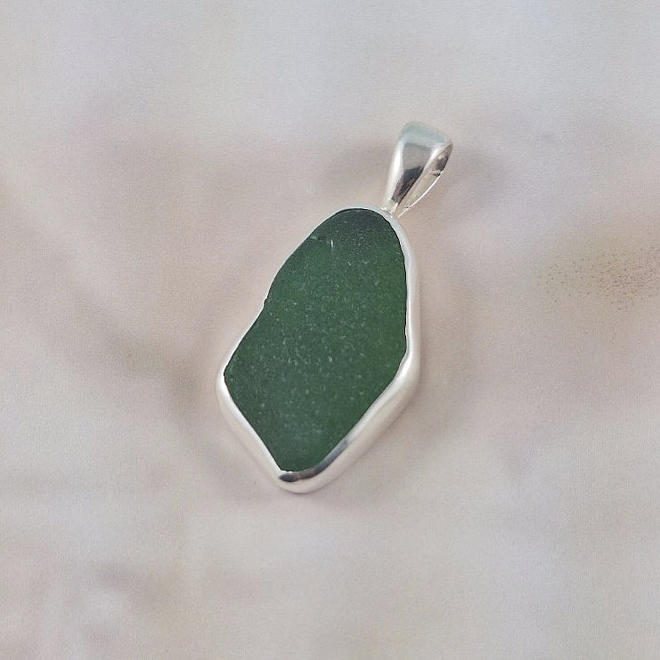 Seaweed Green Pendant (medium)