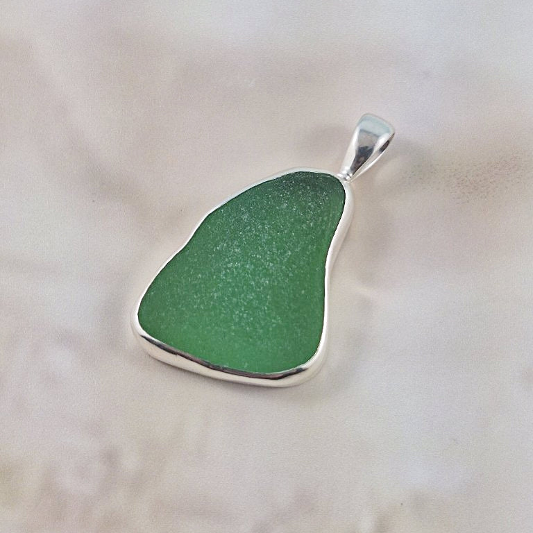 Seagrass Green Pendant (large)