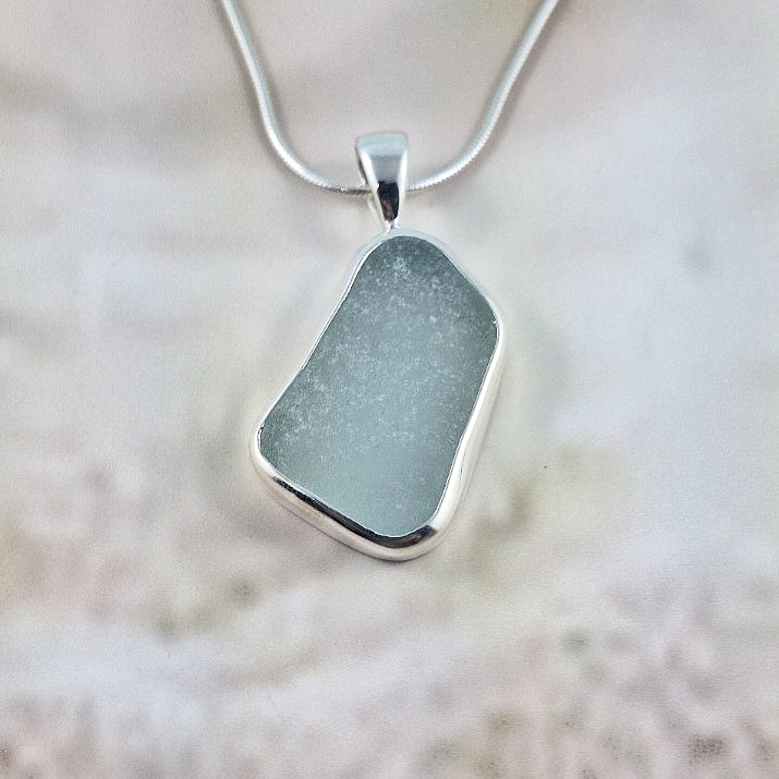 Lagoon Blue Pendant (medium)