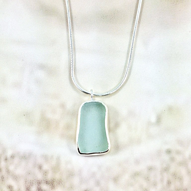 Lagoon Turquoise Sea Glass: Pendant (gift box)