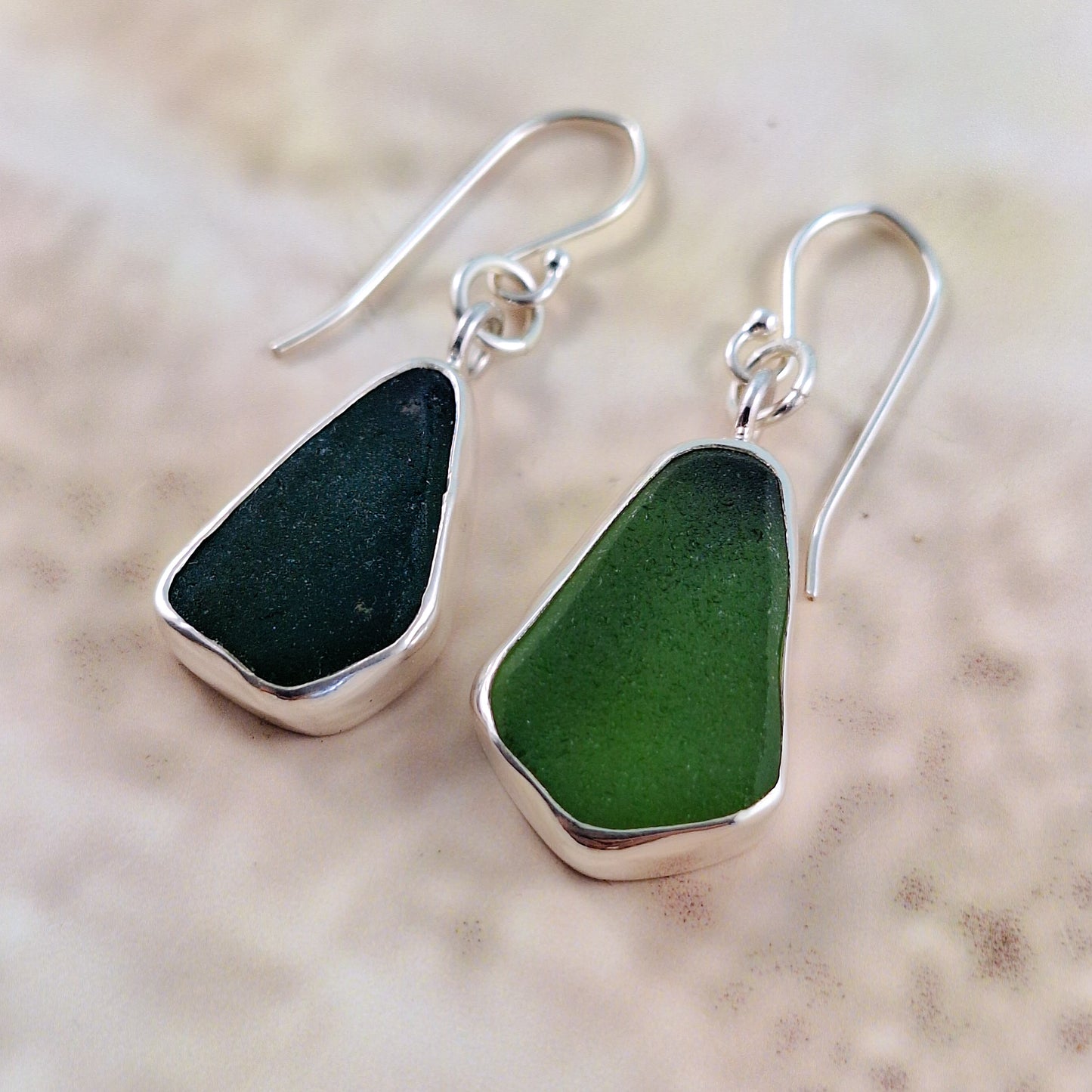 Sea Grass Green (hook earrings)