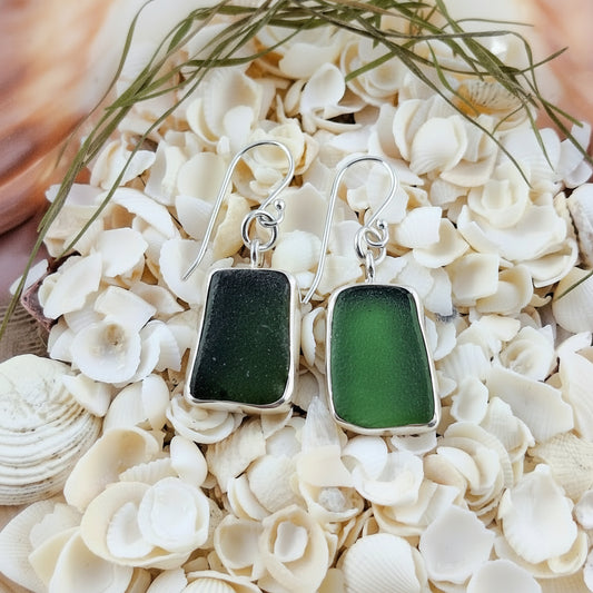 Sea Witch Green (hook earrings)